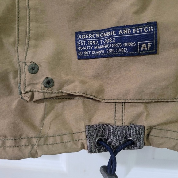 Men Size Medium Abercrombie And Fitch
Cargo Shorts Color
Khaki - Picture 8 of 9